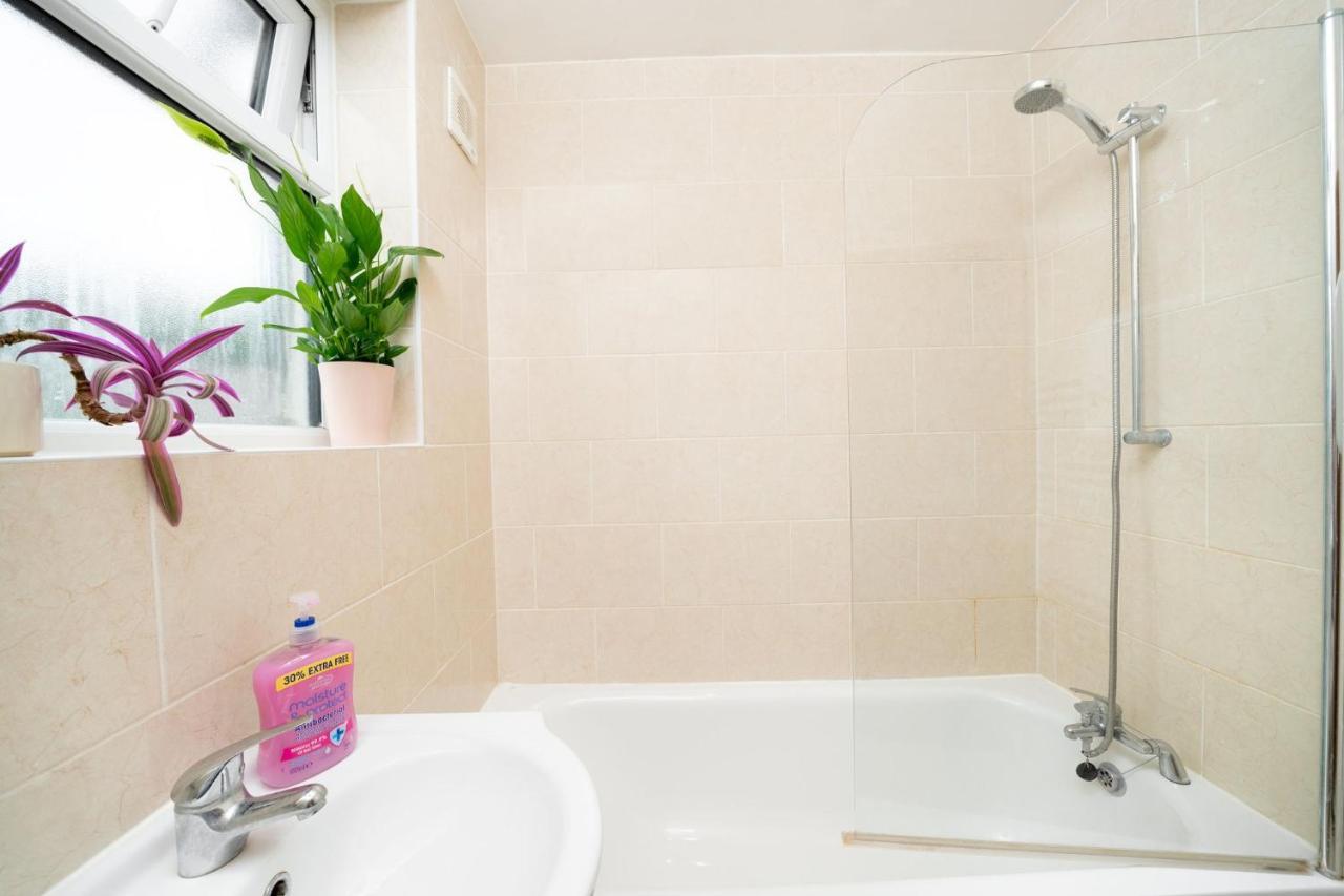 F5 Private Double Room London Exterior foto